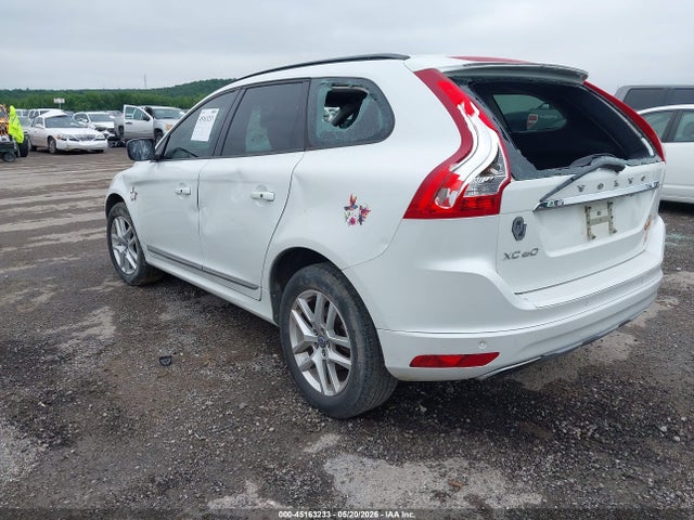 2017 Volvo Xc60 T5 მანქანა იყიდება აუქციონზე, vin: YV440MDJXH2076480, აუქციონის ნომერი: 45163233