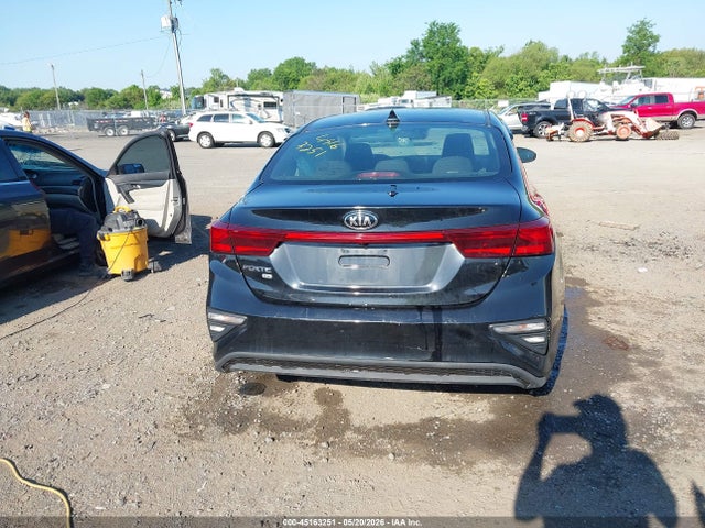 45163251 :رقم المزاد ، 3KPF24ADXKE121139 vin ، 2019 Kia Forte Fe مزاد بيع
