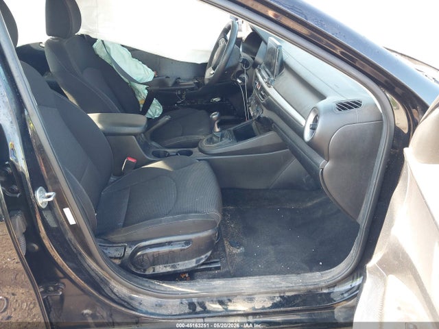 45163251 :رقم المزاد ، 3KPF24ADXKE121139 vin ، 2019 Kia Forte Fe مزاد بيع