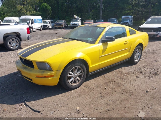 Продаж на аукціоні авто 2005 Ford Mustang V6 Deluxe/v6 Premium, vin: 1ZVFT80N355219781, номер лоту: 45163256
