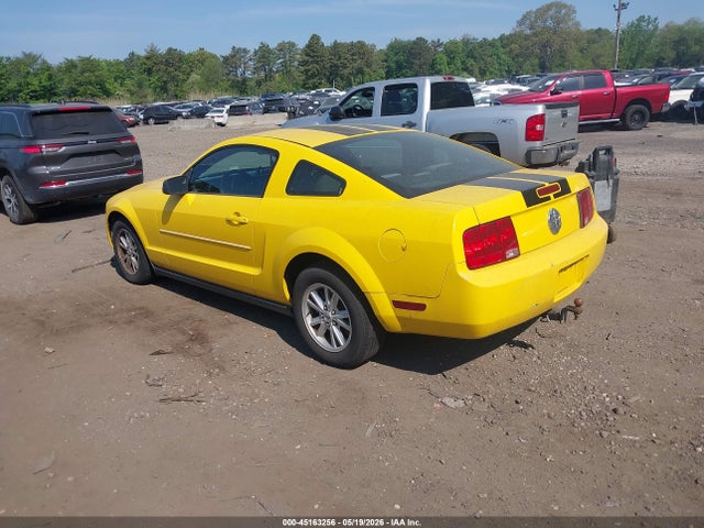 Продаж на аукціоні авто 2005 Ford Mustang V6 Deluxe/v6 Premium, vin: 1ZVFT80N355219781, номер лоту: 45163256