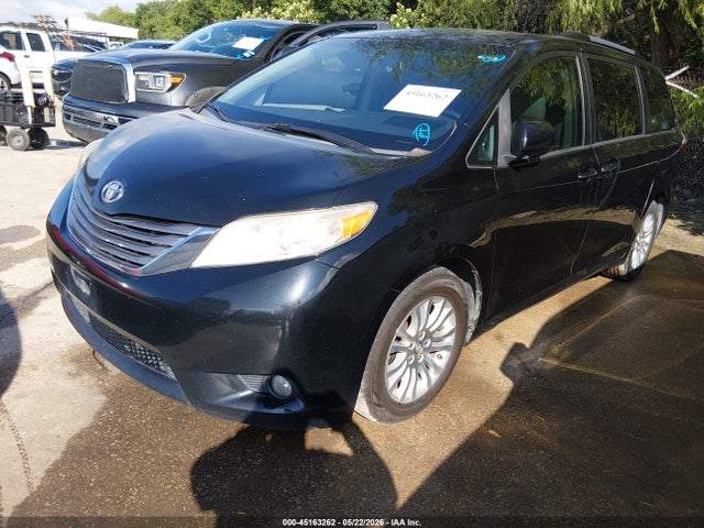 Продажа на аукционе авто 2015 Toyota Sienna Xle 8 Passenger, vin: 5TDYK3DC0FS656563, номер лота: 45163262