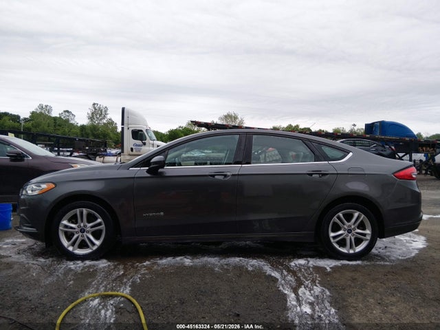 Продажа на аукционе авто 2018 Ford Fusion Hybrid S, vin: 3FA6P0UU3JR279034, номер лота: 45163324
