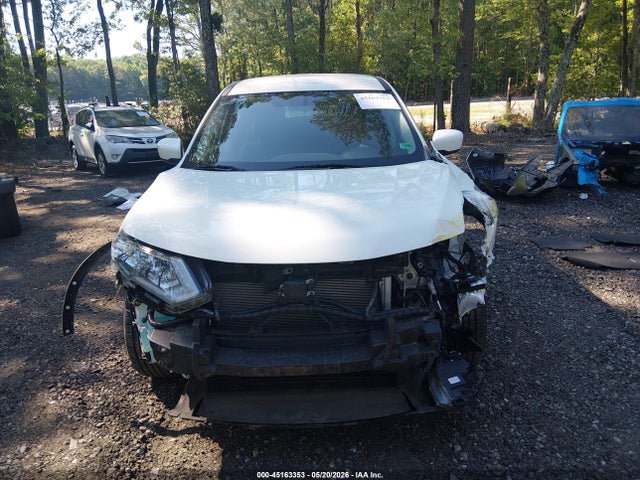 45163353 :رقم المزاد ، 5N1AT2MT8JC714160 vin ، 2018 Nissan Rogue S مزاد بيع