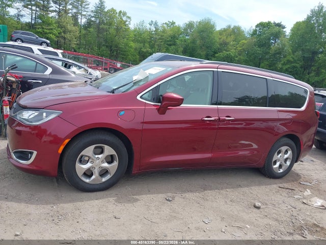45163390 :رقم المزاد ، 2C4RC1H78LR211057 vin ، 2020 Chrysler Pacifica Hybrid Touring مزاد بيع