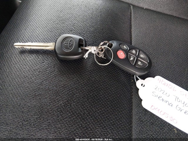 Toyota SIENNA SE 2020 5TDXZ3DC4LS047964 Image 11
