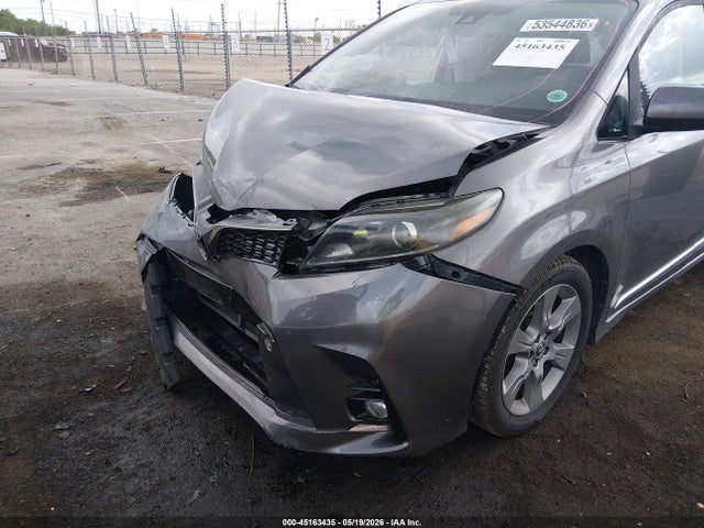 Toyota SIENNA SE 2020 5TDXZ3DC4LS047964 Image 6