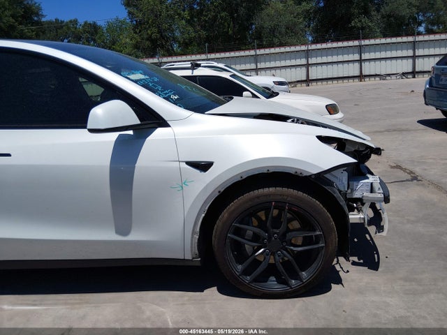 2023 Tesla Model Y Awd/long Range Dual Motor All-wheel Drive მანქანა იყიდება აუქციონზე, vin: 7SAYGDEE4PA076343, აუქციონის ნომერი: 45163445