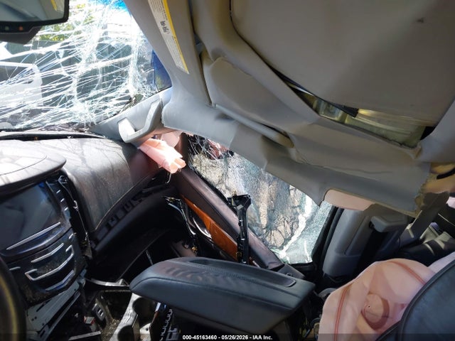 45163460 :رقم المزاد ، 1GYS4NKJ4FR668897 vin ، 2015 Cadillac Escalade Premium مزاد بيع