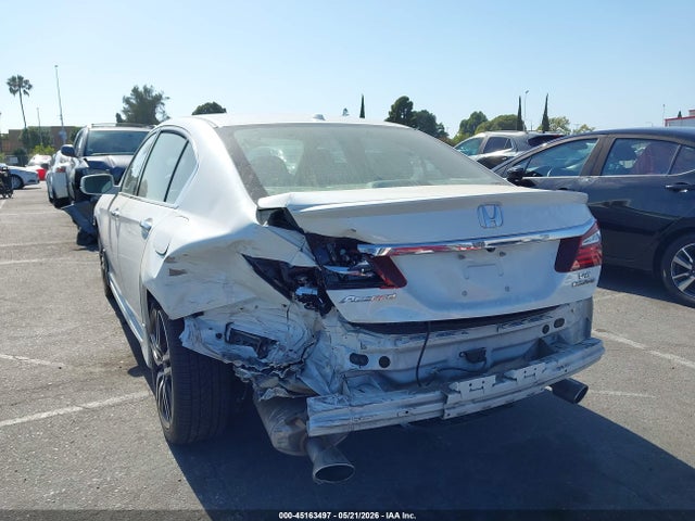 Продажа на аукционе авто 2017 Honda Accord Touring V6, vin: 1HGCR3F97HA016438, номер лота: 45163497