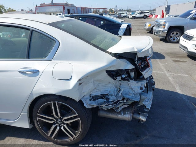 Продажа на аукционе авто 2017 Honda Accord Touring V6, vin: 1HGCR3F97HA016438, номер лота: 45163497