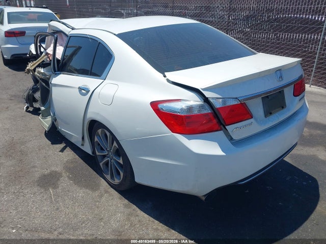 Продажа на аукционе авто 2015 Honda Accord Sport, vin: 1HGCR2F57FA151620, номер лота: 45163499