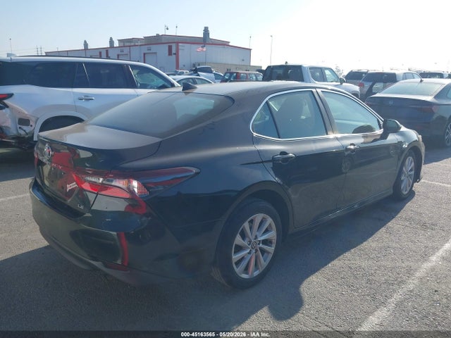 4T1C11AK3PU118011 Toyota CAMRY LE