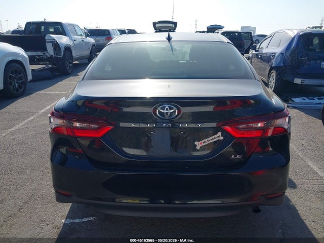 4T1C11AK3PU118011 Toyota CAMRY LE
