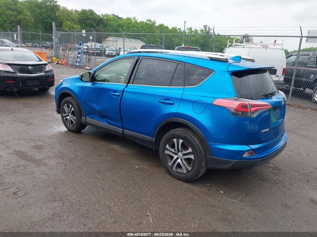 2016 Toyota Rav4 Le მანქანა იყიდება აუქციონზე, vin: JTMBFREV0GJ104234, აუქციონის ნომერი: 45163577