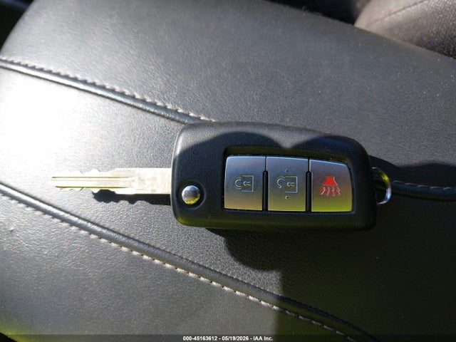 45163612 :رقم المزاد ، JN1BJ1AV1MW573064 vin ، 2021 Nissan Rogue Sport S Fwd Xtronic Cvt مزاد بيع