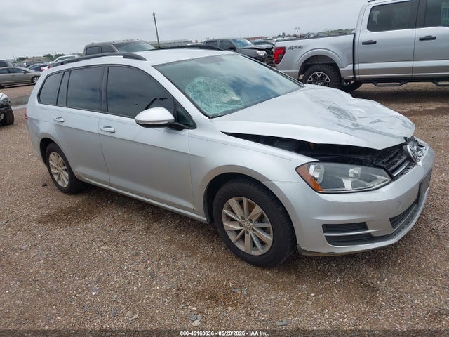 2017 Volkswagen Golf Sportwagen Tsi S მანქანა იყიდება აუქციონზე, vin: 3VWC17AU1HM504258, აუქციონის ნომერი: 45163636