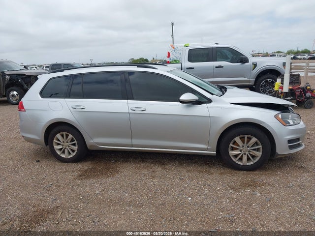 2017 Volkswagen Golf Sportwagen Tsi S მანქანა იყიდება აუქციონზე, vin: 3VWC17AU1HM504258, აუქციონის ნომერი: 45163636