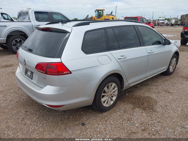 2017 Volkswagen Golf Sportwagen Tsi S მანქანა იყიდება აუქციონზე, vin: 3VWC17AU1HM504258, აუქციონის ნომერი: 45163636