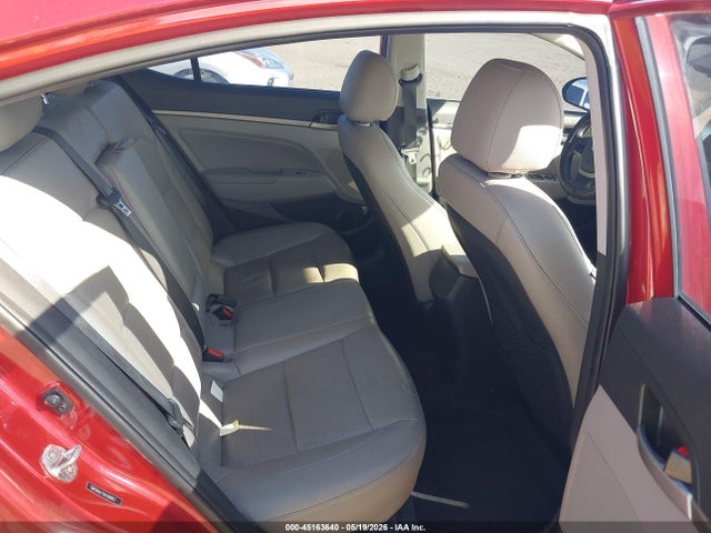 2017 Hyundai Elantra Limited მანქანა იყიდება აუქციონზე, vin: 5NPD84LF1HH188852, აუქციონის ნომერი: 45163640
