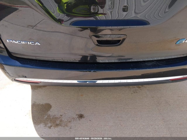 45163646 :رقم المزاد ، 2C4RC1H73JR163612 vin ، 2018 Chrysler Pacifica Hybrid Touring Plus مزاد بيع