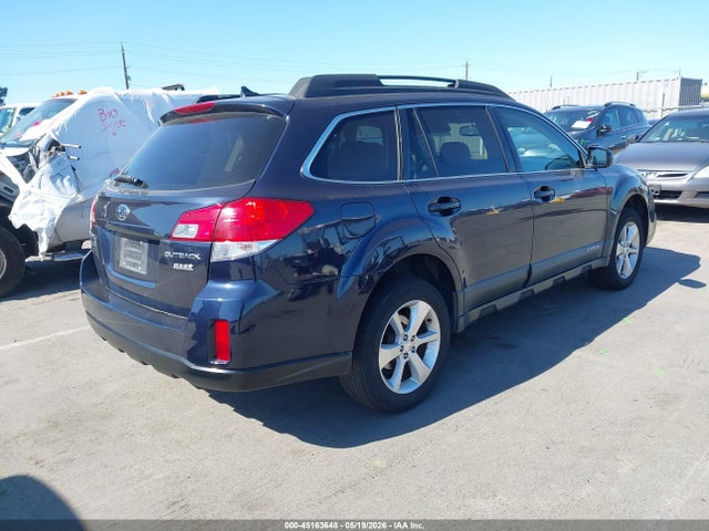 2013 Subaru Outback 2.5i Limited მანქანა იყიდება აუქციონზე, vin: 4S4BRBKC2D3323614, აუქციონის ნომერი: 45163648
