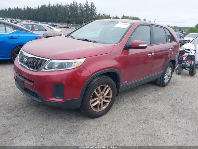 KIA SORENTO LX 2014 5XYKTCA69EG486281 Image 2