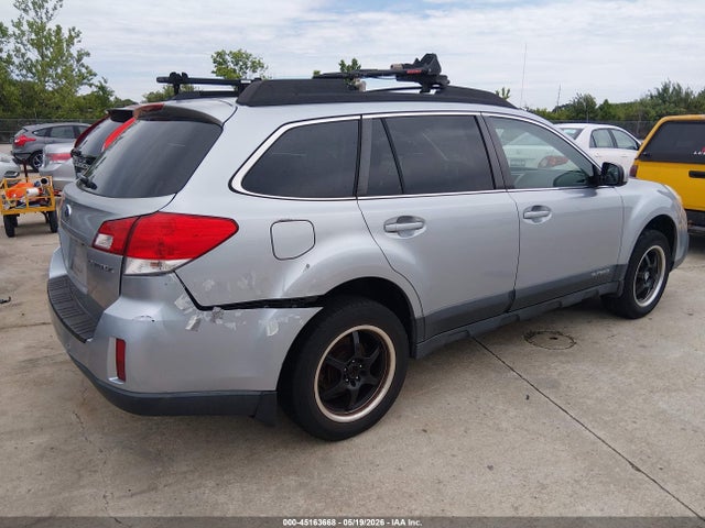 Продаж на аукціоні авто 2013 Subaru Outback 2.5i Premium, vin: 4S4BRCBC1D3205818, номер лоту: 45163668