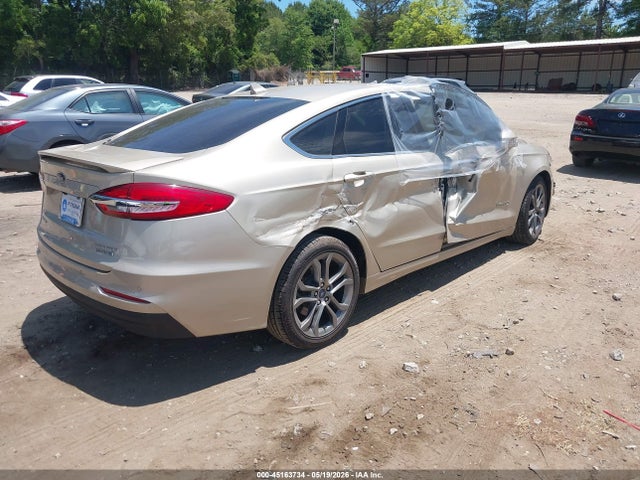 Ford Fusion Hybrid Titanium 2019 3FA6P0RU5KR137200 Image 4