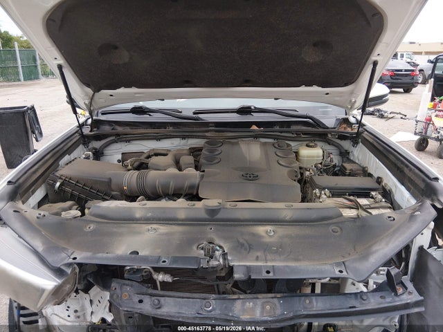 Toyota 4runner Limited 2021 JTEKU5JR9M5845540 Image 10