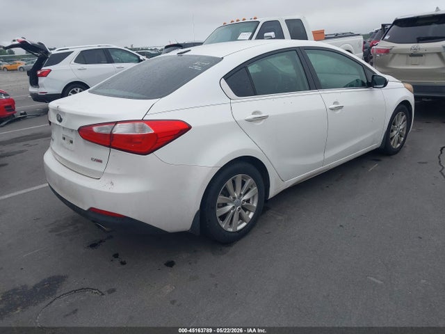 2015 Kia Forte Ex მანქანა იყიდება აუქციონზე, vin: KNAFX4A81F5263186, აუქციონის ნომერი: 45163789