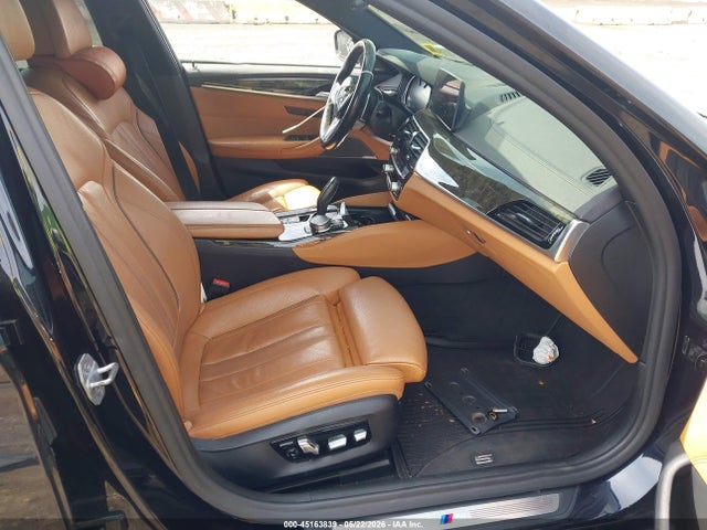 45163839 :رقم المزاد ، WBAJA7C53JWC74793 vin ، 2018 Bmw 530i Xdrive مزاد بيع