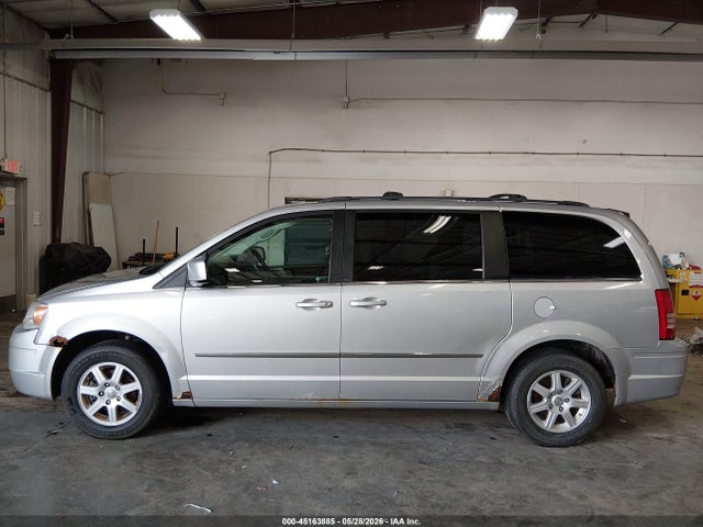 Продажа на аукционе авто 2010 Chrysler Town & Country Touring, vin: 2A4RR5D15AR494595, номер лота: 45163885