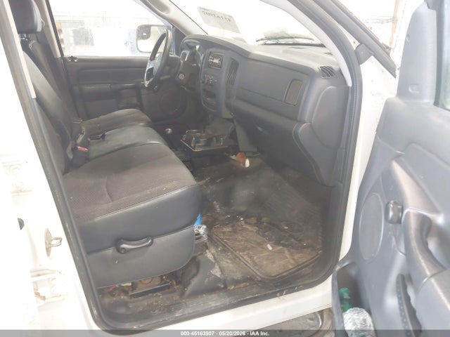 45163907 :رقم المزاد ، 3D7KS28D45G744084 vin ، 2005 Dodge Ram 2500 St مزاد بيع