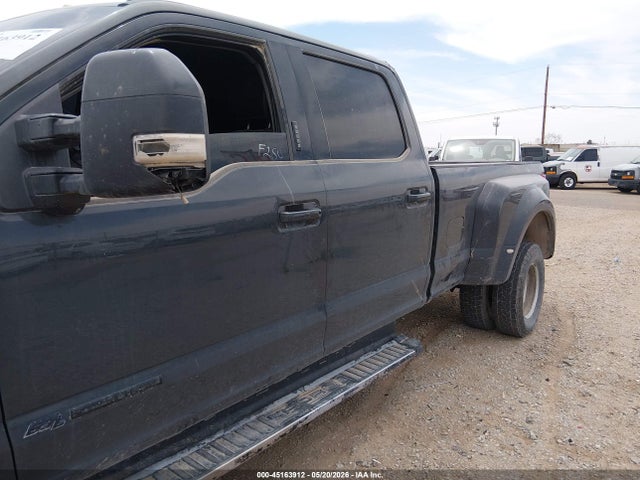 2021 Ford F-350 Lariat მანქანა იყიდება აუქციონზე, vin: 1FT8W3DT8MED79703, აუქციონის ნომერი: 45163912