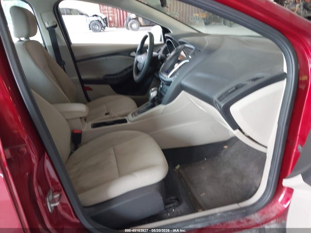 2015 Ford Focus Se მანქანა იყიდება აუქციონზე, vin: 1FADP3F20FL372734, აუქციონის ნომერი: 45163927