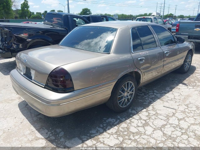 2004 Ford Crown Victoria Lx მანქანა იყიდება აუქციონზე, vin: 2FAFP74W64X124302, აუქციონის ნომერი: 45163938