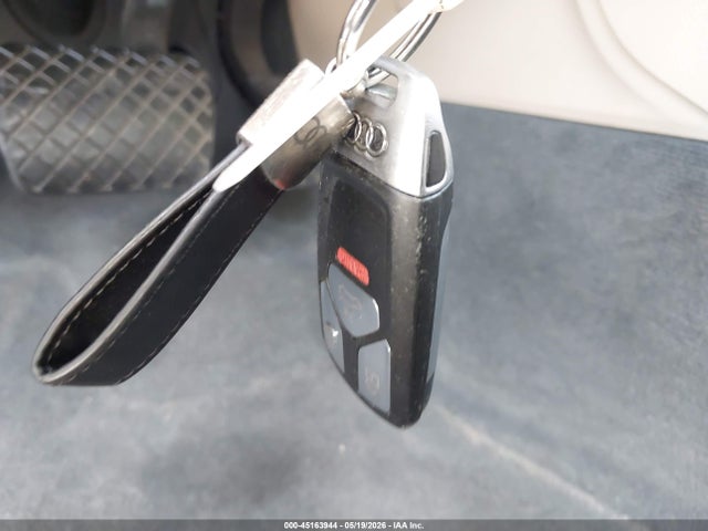WA1BNAFY6K2051341 Audi Q5 45 Premium