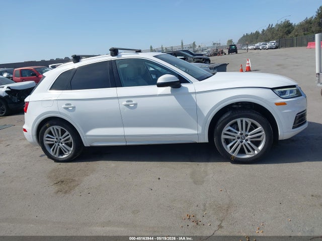 WA1BNAFY6K2051341 Audi Q5 45 Premium