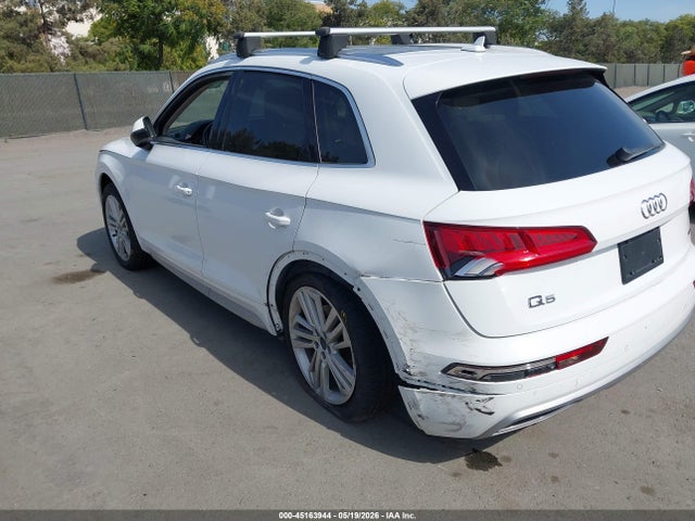 WA1BNAFY6K2051341 Audi Q5 45 Premium