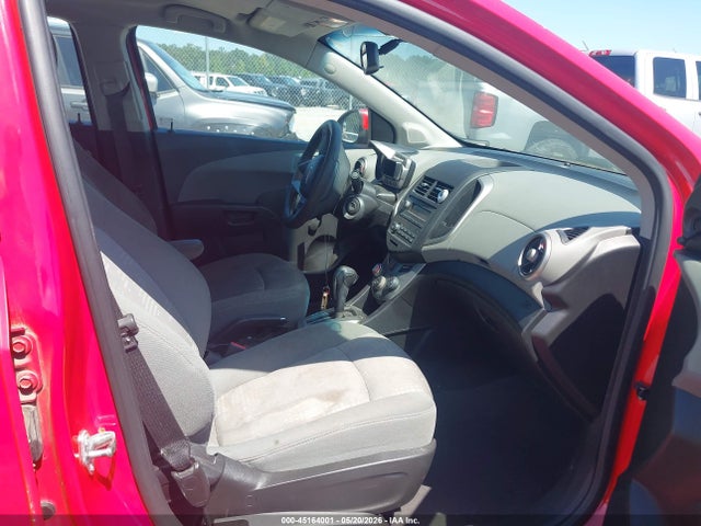 1G1JA5SHXF4169826 Chevrolet Sonic Ls Auto