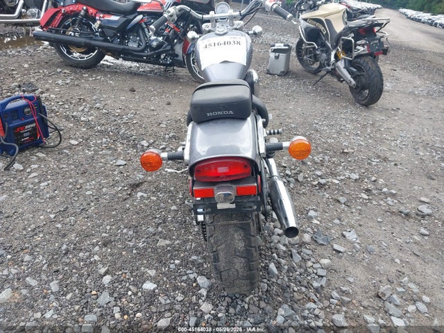 45164038 :رقم المزاد ، JH2PC21364M502172 vin ، 2004 Honda Vt600 Cd مزاد بيع