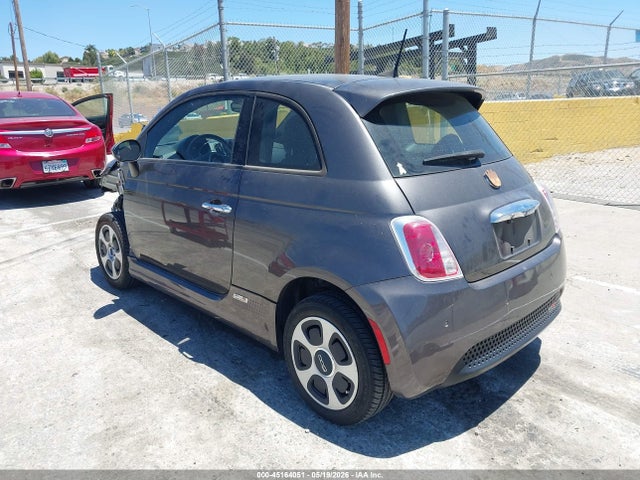 Fiat 500E BATTERY ELECTRIC 2019 3C3CFFGE3KT700430 Image 3
