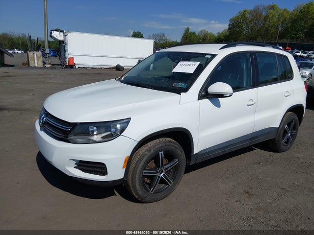 45164053 :رقم المزاد ، WVGBV7AX4GW583951 vin ، 2016 Volkswagen Tiguan S مزاد بيع