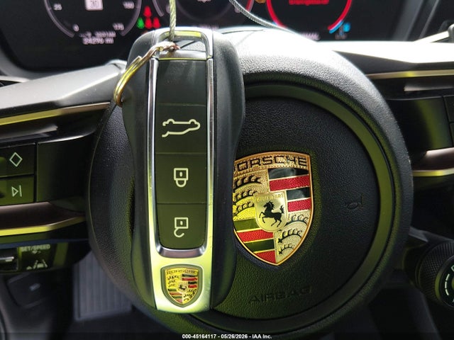Продажа на аукционе авто 2024 Porsche Cayenne Coupe, vin: WP1BA2AY9RDA49725, номер лота: 45164117