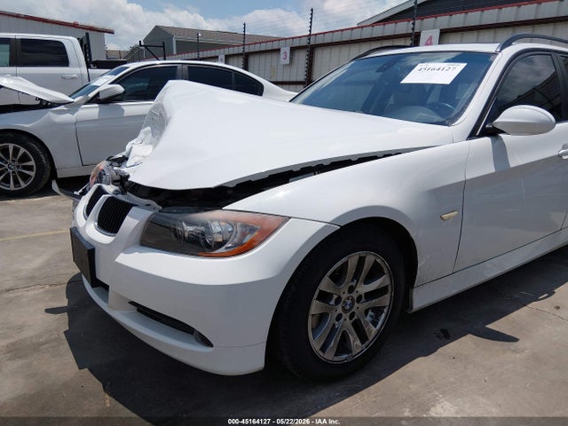 Продажа на аукционе авто 2007 Bmw 328i, vin: WBAVS13527FX15847, номер лота: 45164127