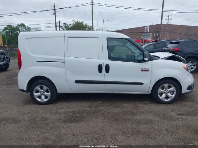 2022 Ram Promaster City Cargo Van მანქანა იყიდება აუქციონზე, vin: ZFBHRFAB5N6Y14597, აუქციონის ნომერი: 45164144