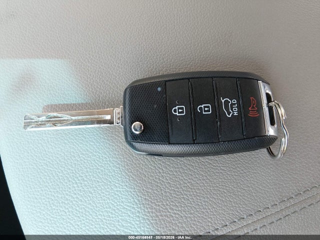 KIA Sedona L 2018 KNDMA5C10J6400316 Image 11