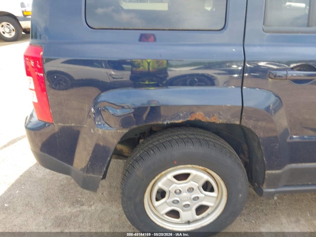 45164169 :رقم المزاد ، 1C4NJRBB9HD105632 vin ، 2017 Jeep Patriot Sport 4x4 مزاد بيع