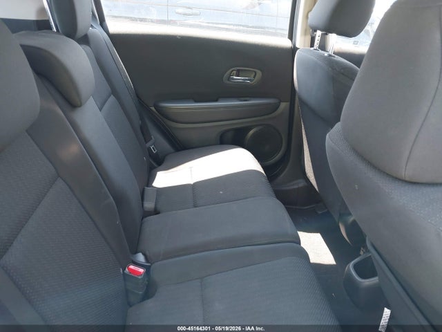 2017 Honda Hr-v Lx მანქანა იყიდება აუქციონზე, vin: 3CZRU6H33HM702684, აუქციონის ნომერი: 45164301